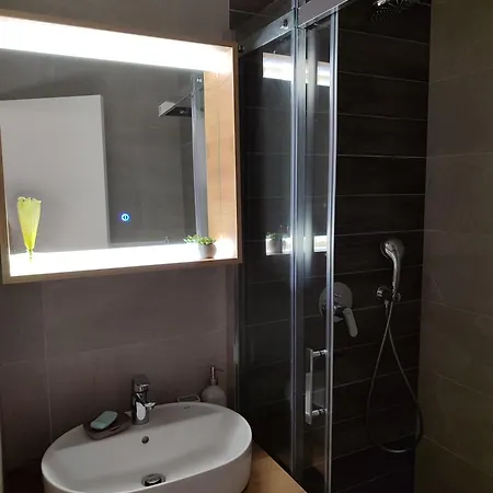 アパート Tuzlanska Panonica